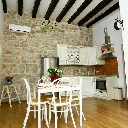 Old House Apartment Sveti Filip i Jakov Ngoại thất bức ảnh