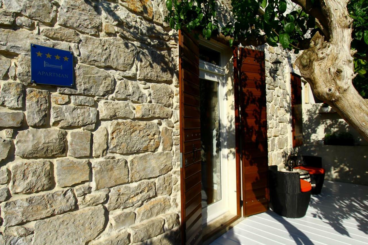 Old House Apartment Sveti Filip i Jakov Ngoại thất bức ảnh
