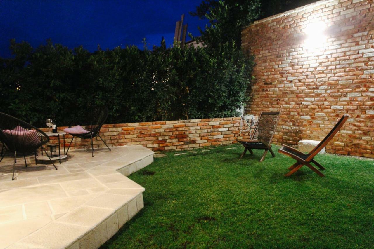 Old House Apartment Sveti Filip i Jakov Ngoại thất bức ảnh